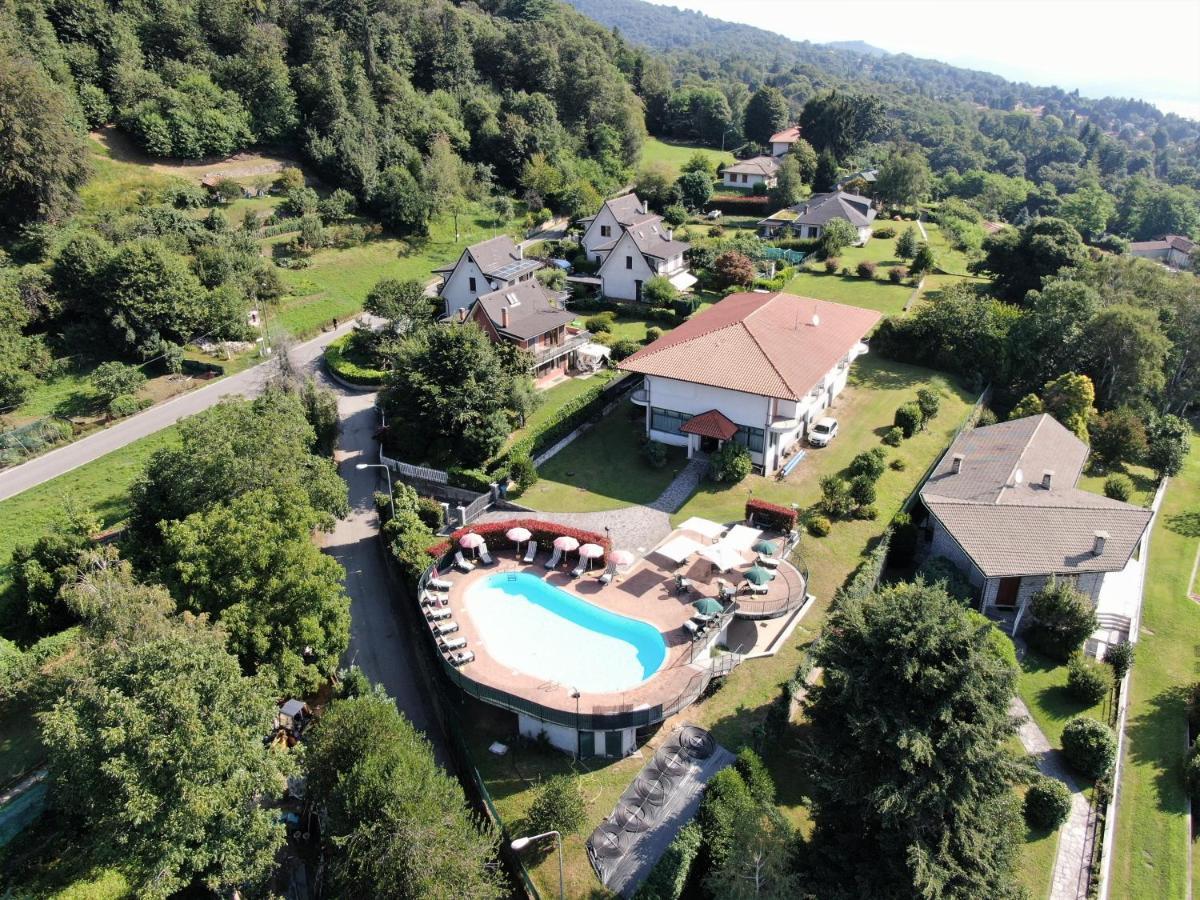 Residence Villa Margherita B&B Nebbiuno Bagian luar foto
