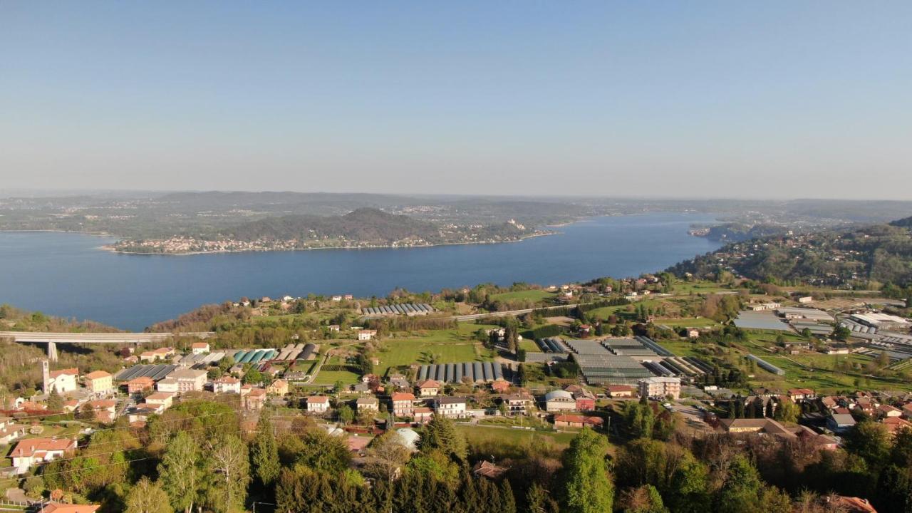 Residence Villa Margherita B&B Nebbiuno Bagian luar foto